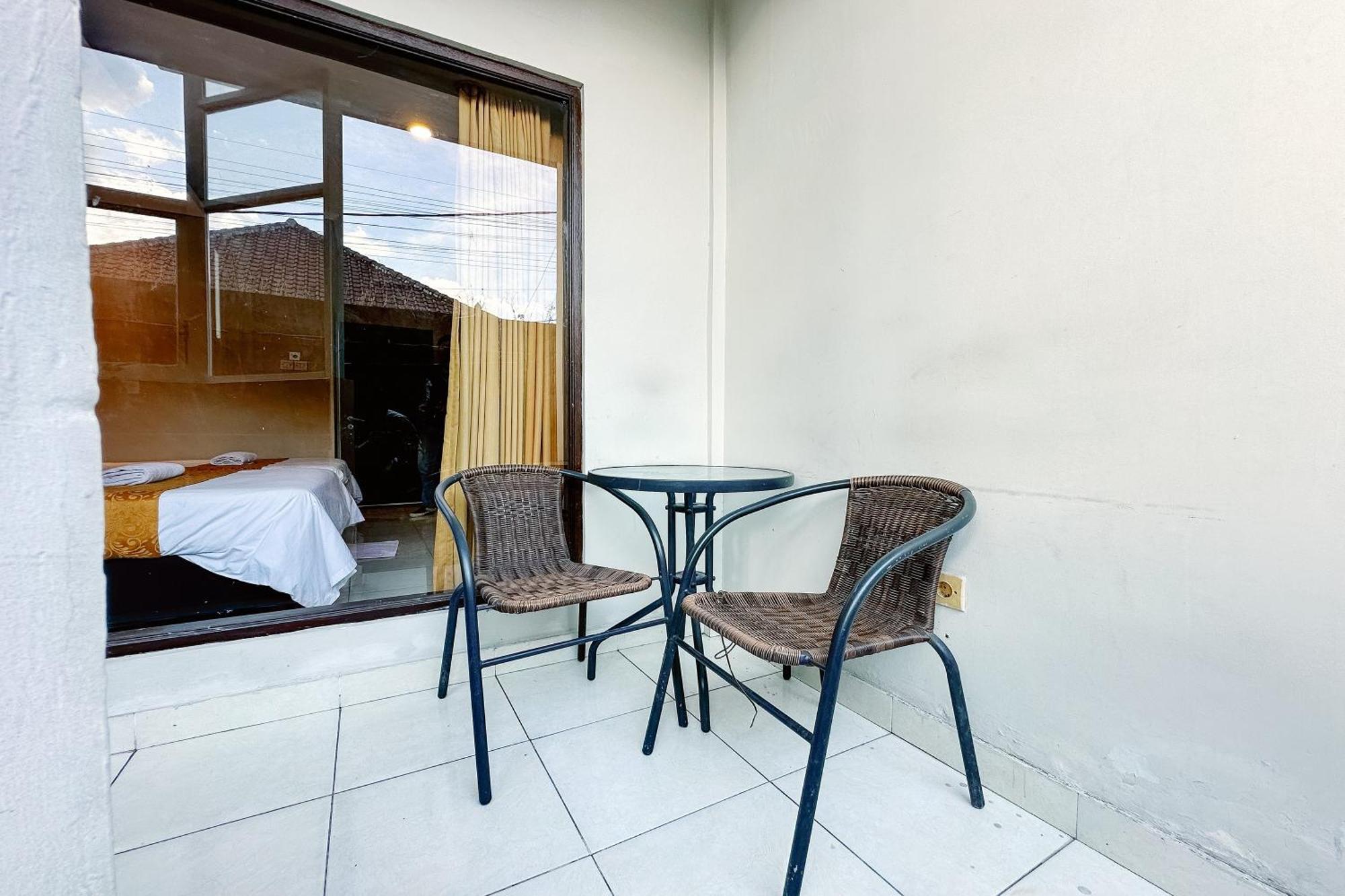 Lembayung Sari Homestay Denpasar Exteriör bild