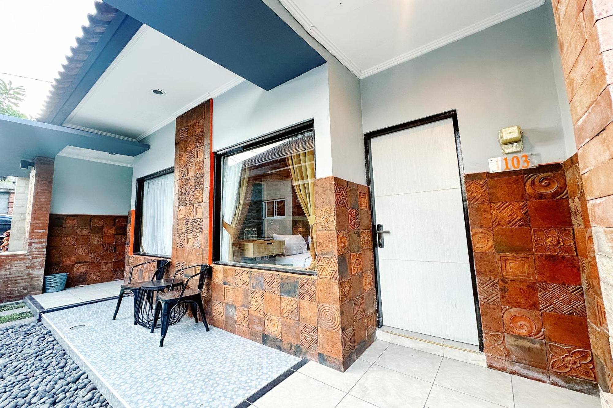 Lembayung Sari Homestay Denpasar Exteriör bild