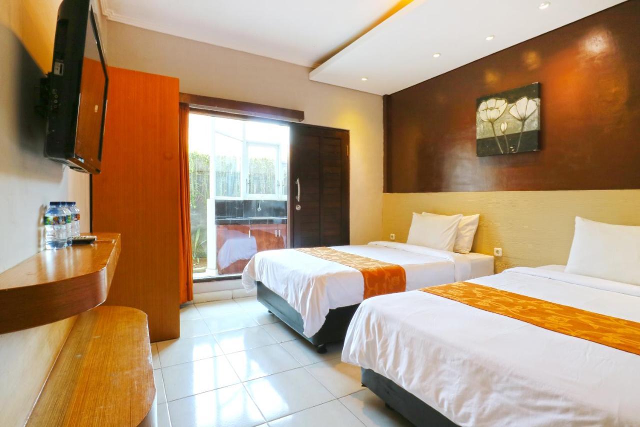 Lembayung Sari Homestay Denpasar Exteriör bild