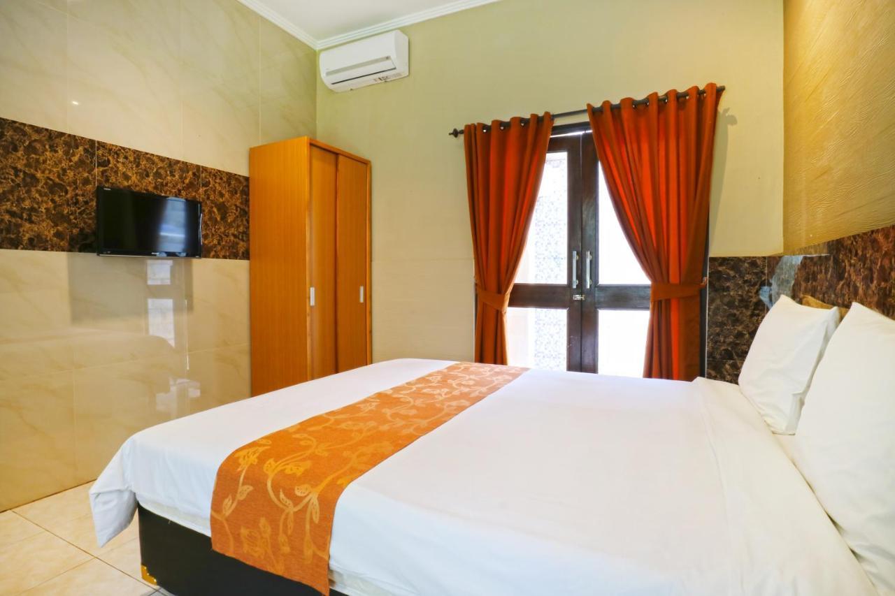 Lembayung Sari Homestay Denpasar Exteriör bild