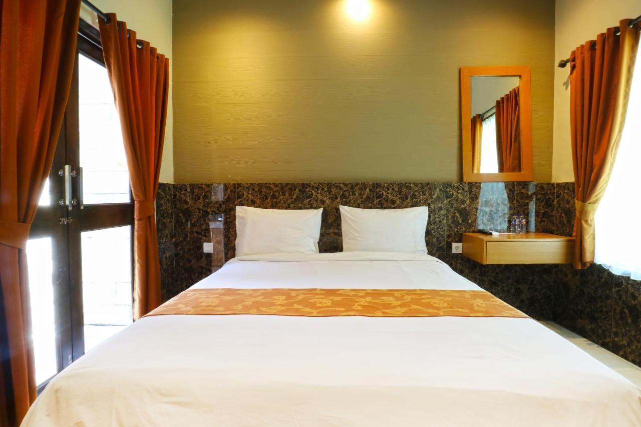 Lembayung Sari Homestay Denpasar Exteriör bild